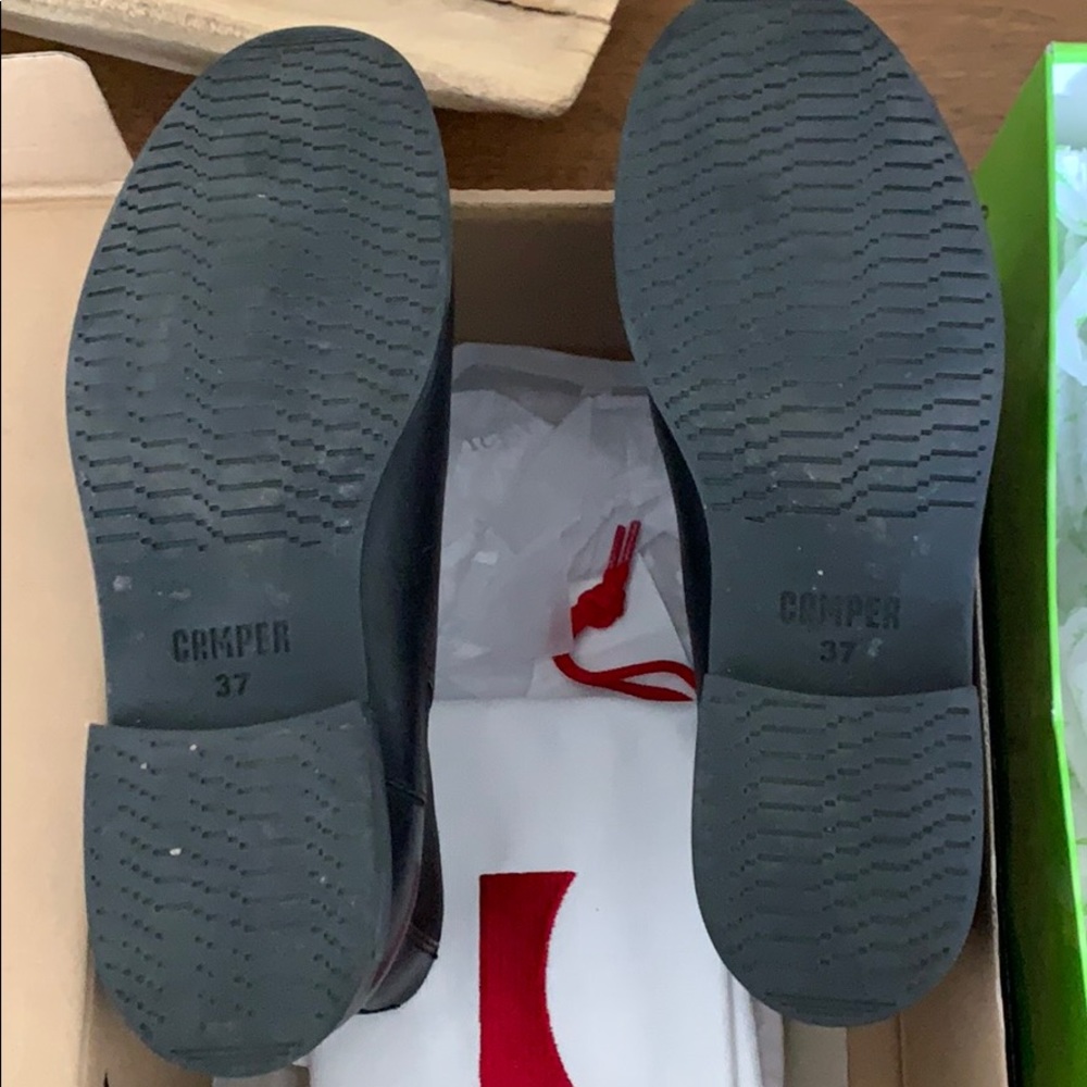 Boots - Picture 4 of 4